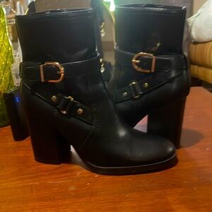 Unisa chunky heel boots